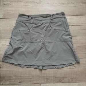 Athleta Hit The Trail Skort